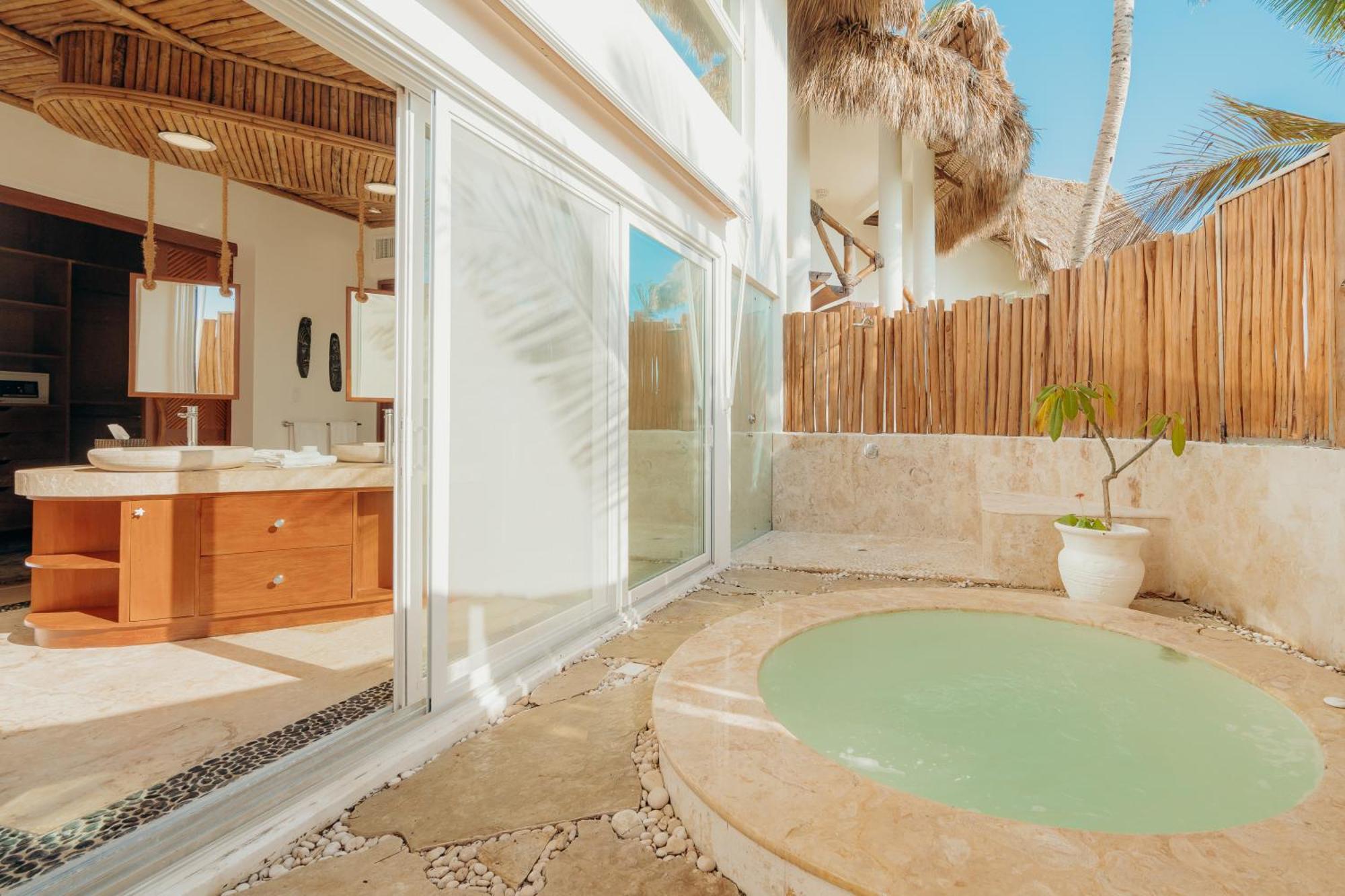 Luxury Cap Cana With Ocean & Golf Views - Eden Roc Access Pousada